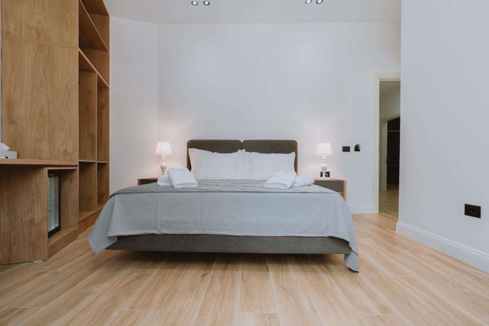 Dyrmo Hotel Berat Ngoại thất bức ảnh