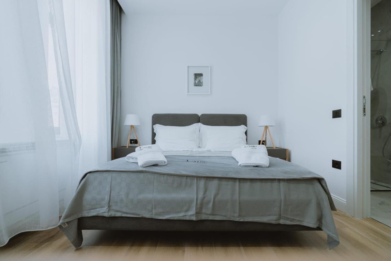 Dyrmo Hotel Berat Ngoại thất bức ảnh