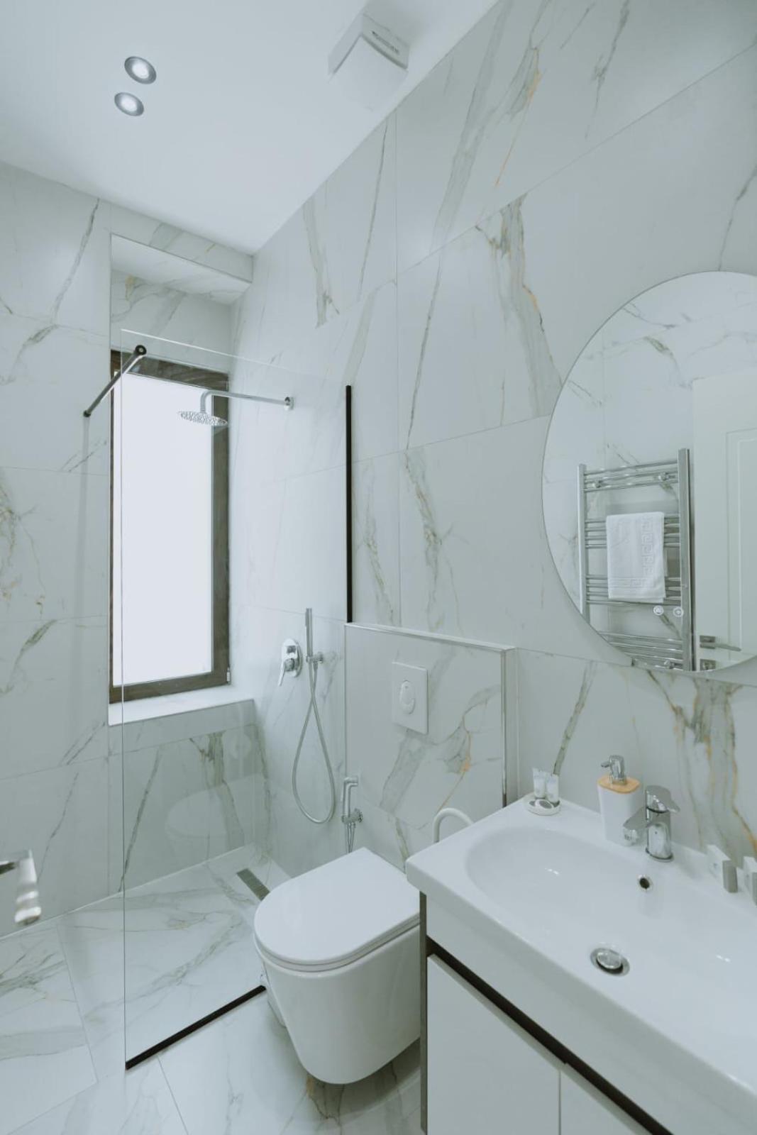 Dyrmo Hotel Berat Ngoại thất bức ảnh